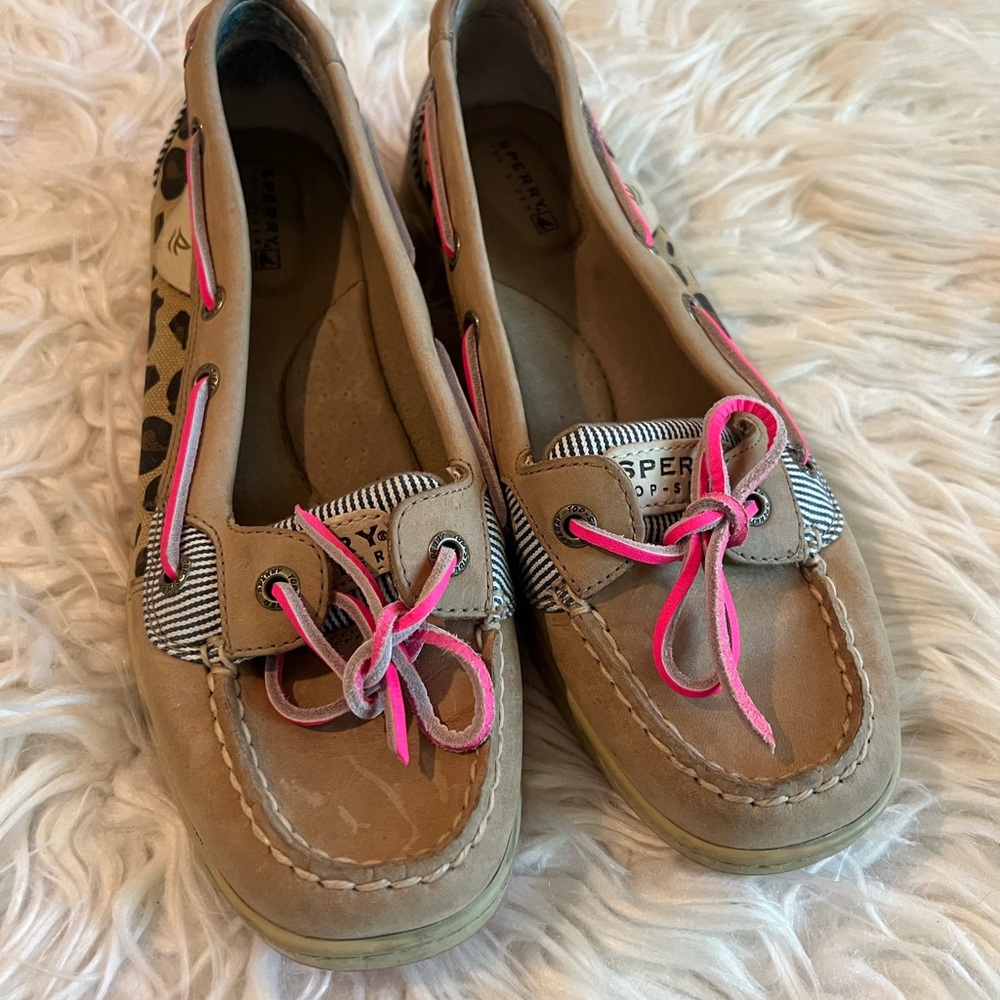 Sperry Topsider Boat Shoes Neon Pink and Leopard Details
